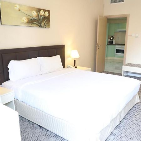 دبي Wescott Pearl Hotel Apartments المظهر الخارجي الصورة