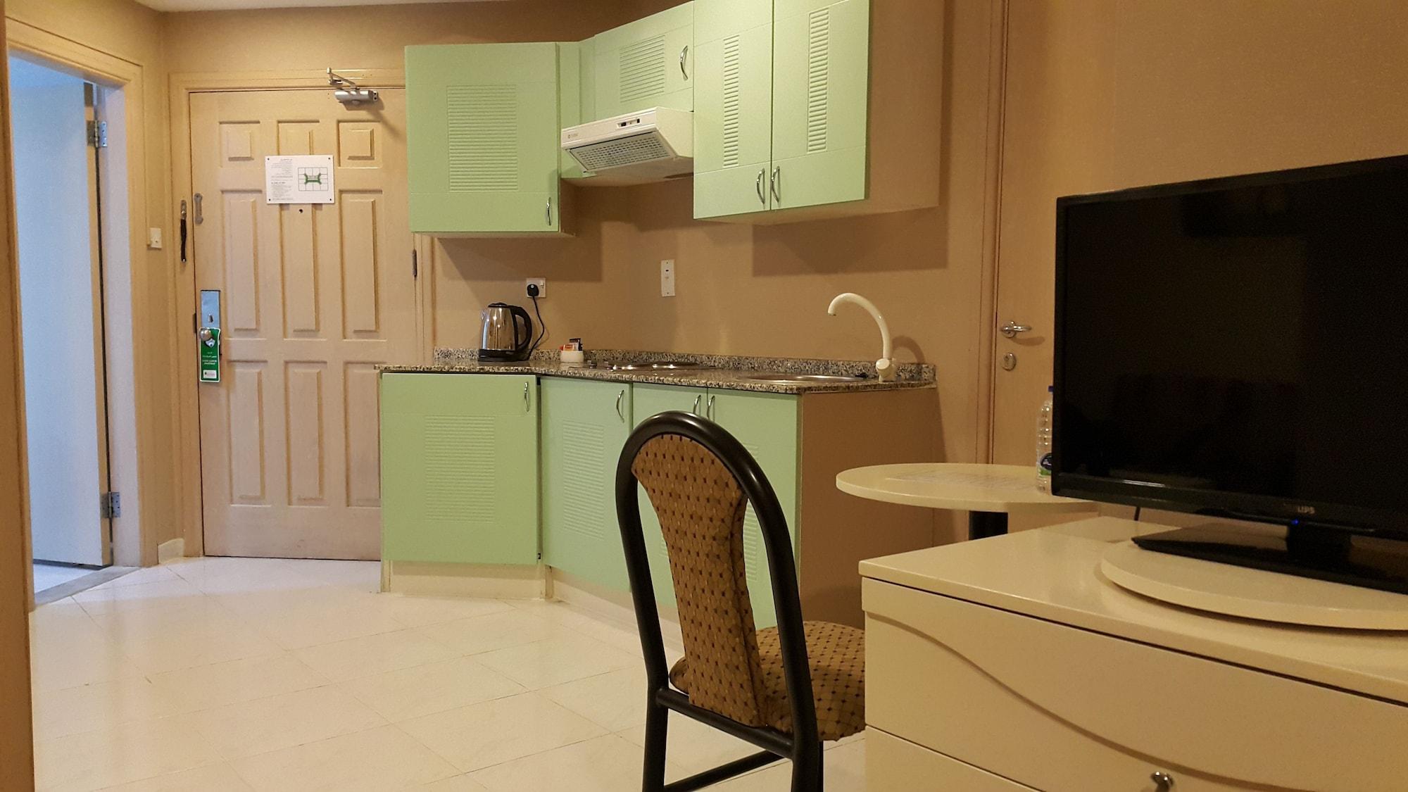 دبي Wescott Pearl Hotel Apartments المظهر الخارجي الصورة