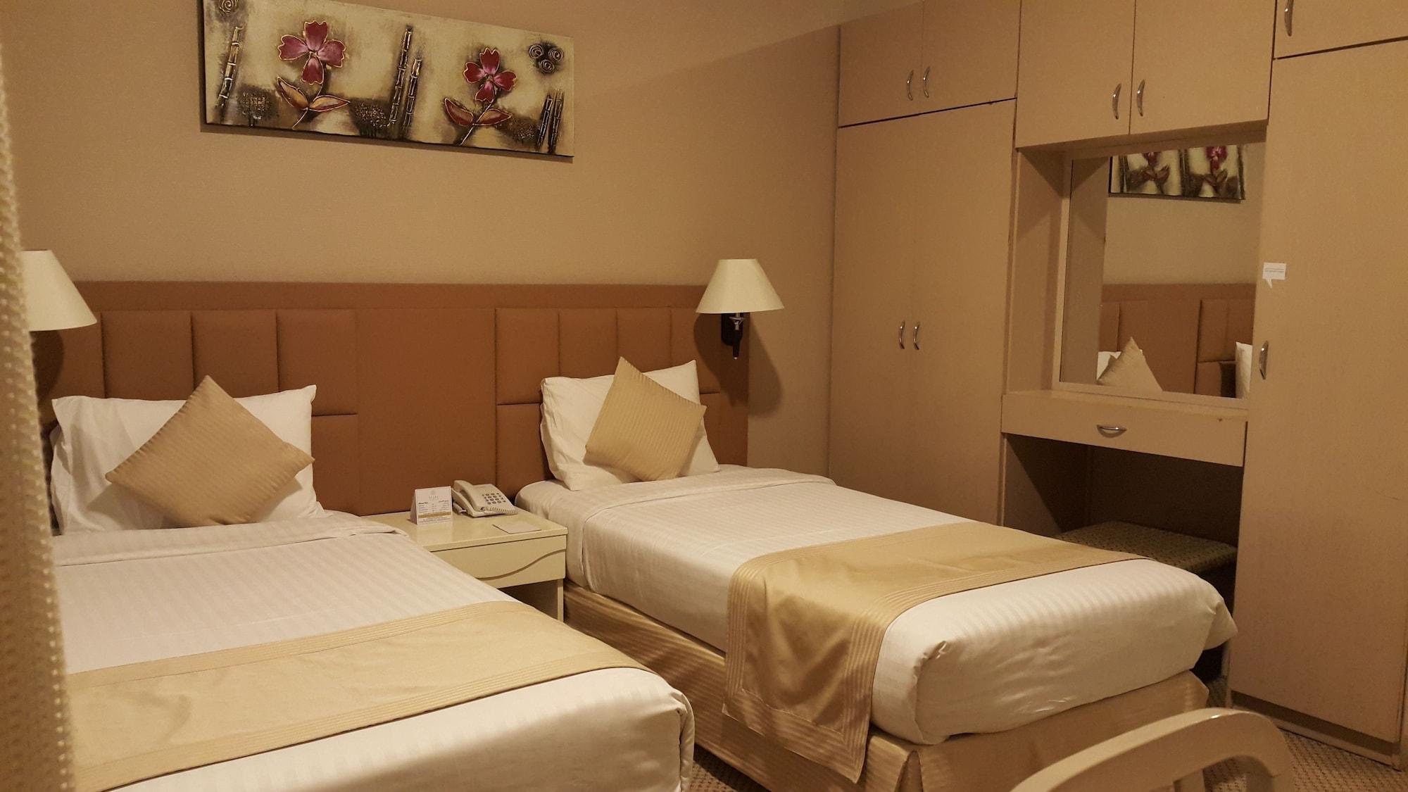 دبي Wescott Pearl Hotel Apartments المظهر الخارجي الصورة