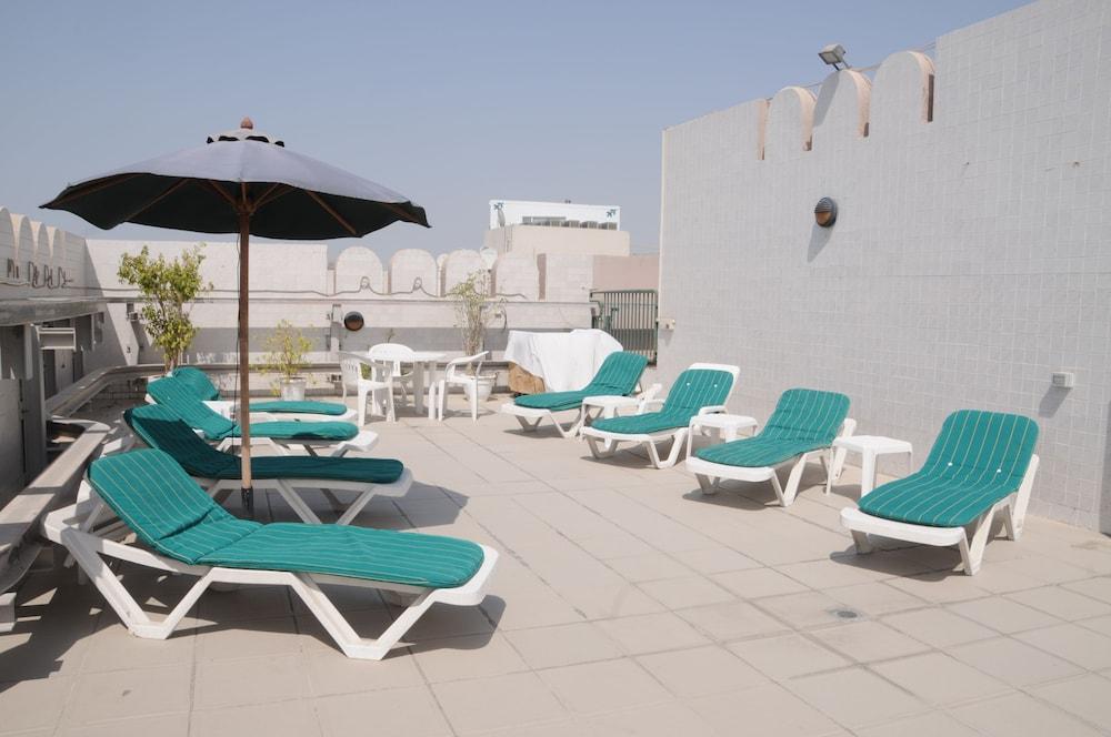 دبي Wescott Pearl Hotel Apartments المظهر الخارجي الصورة
