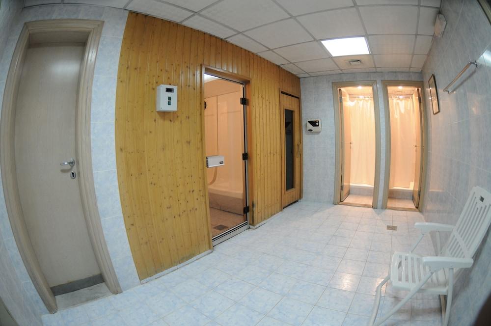 دبي Wescott Pearl Hotel Apartments المظهر الخارجي الصورة