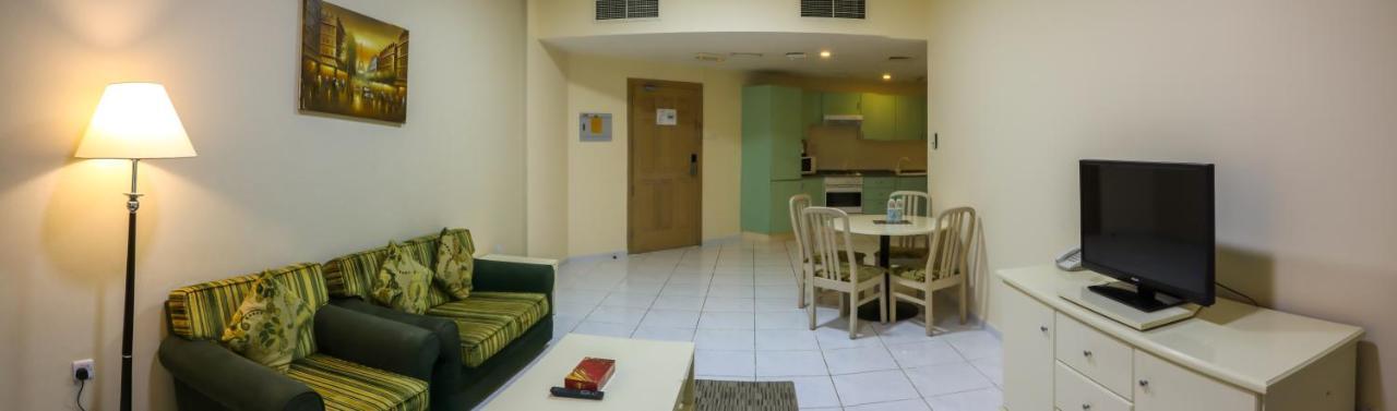 دبي Wescott Pearl Hotel Apartments المظهر الخارجي الصورة