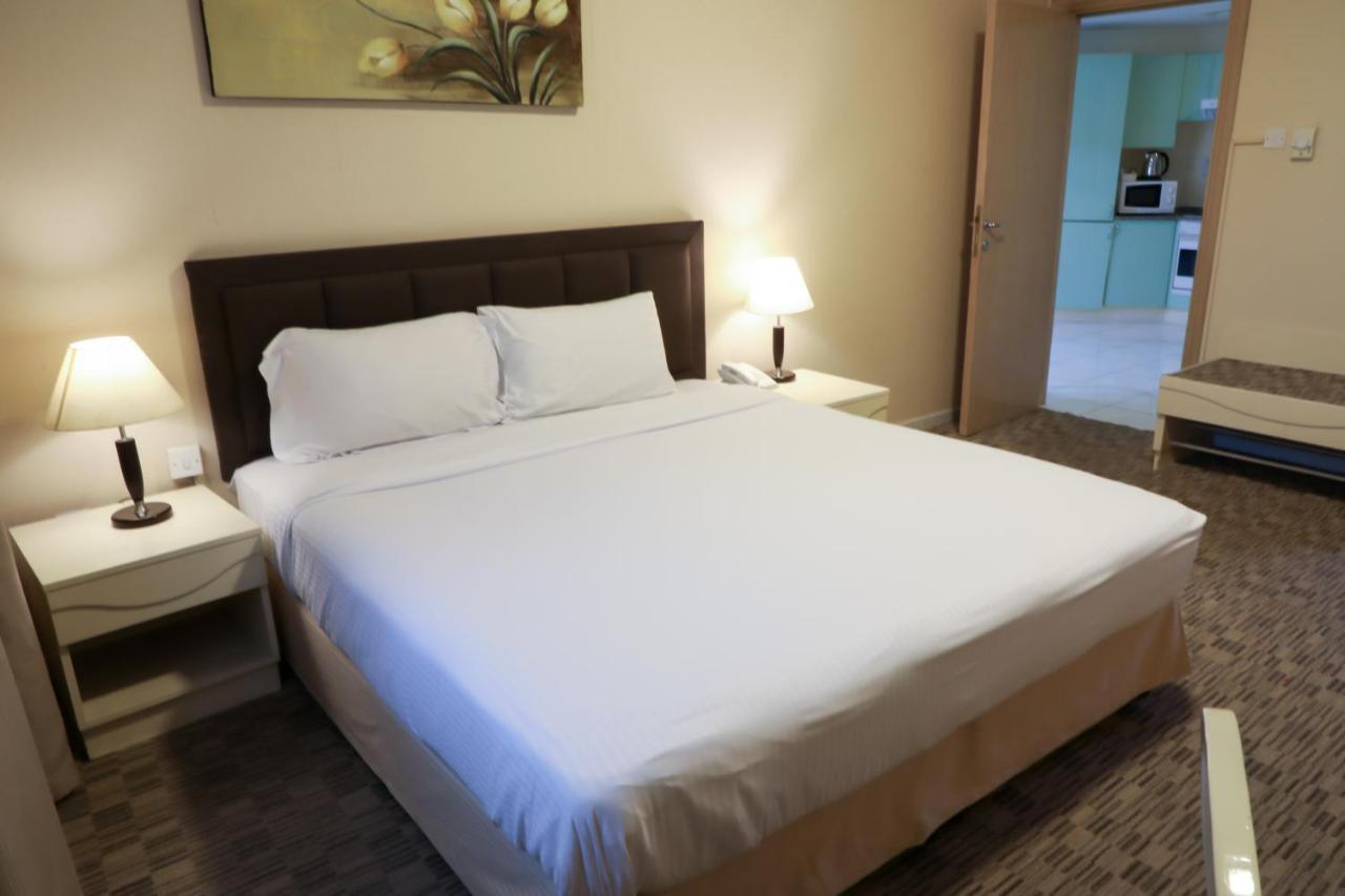 دبي Wescott Pearl Hotel Apartments المظهر الخارجي الصورة