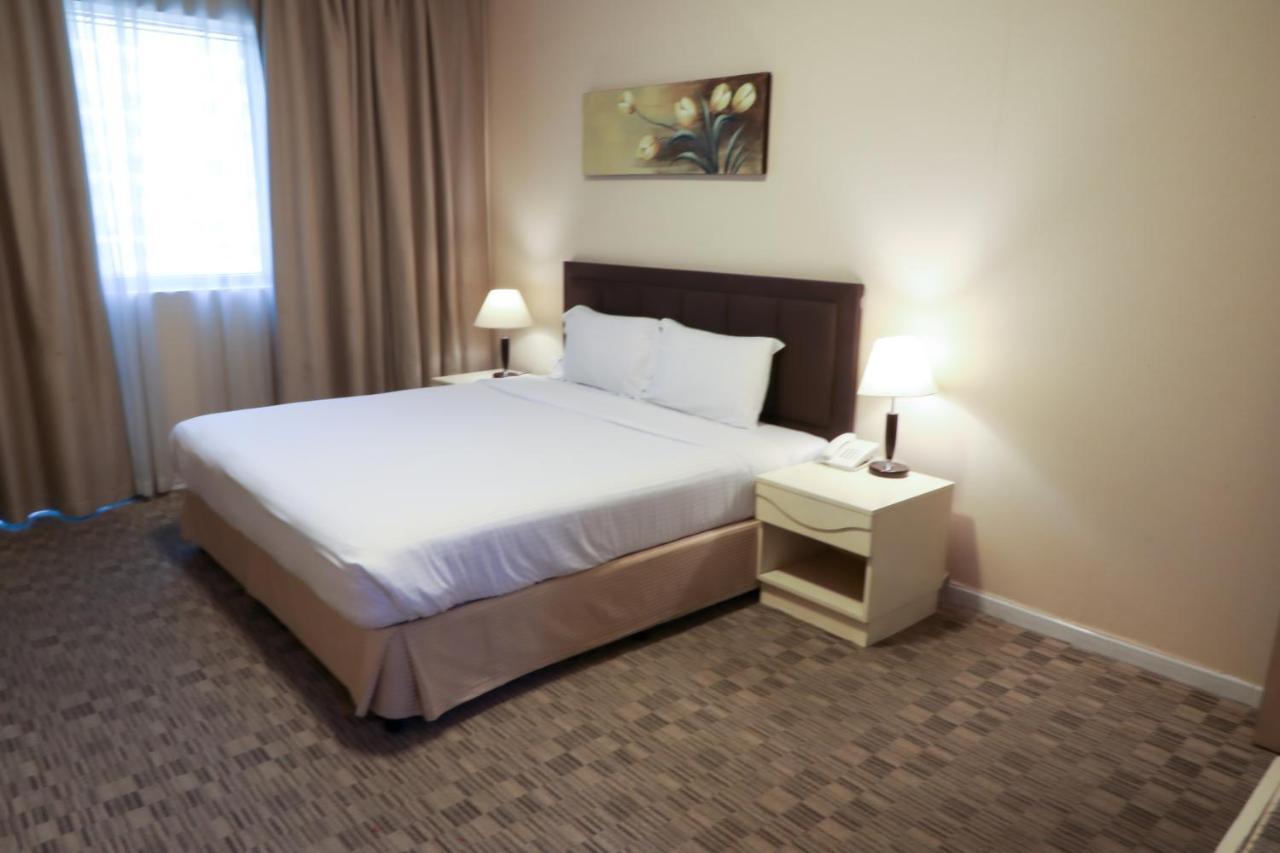 دبي Wescott Pearl Hotel Apartments المظهر الخارجي الصورة