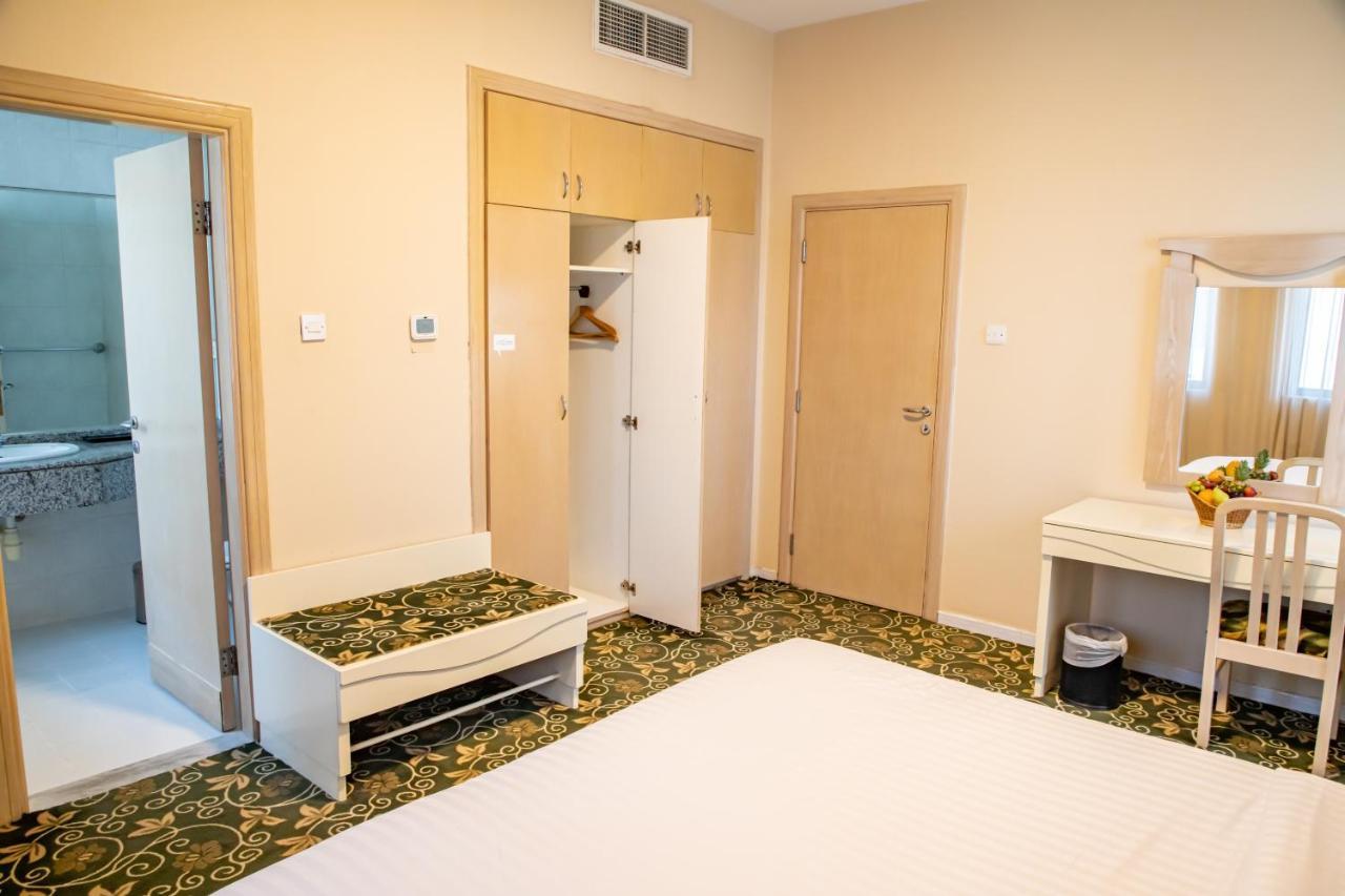 دبي Wescott Pearl Hotel Apartments المظهر الخارجي الصورة