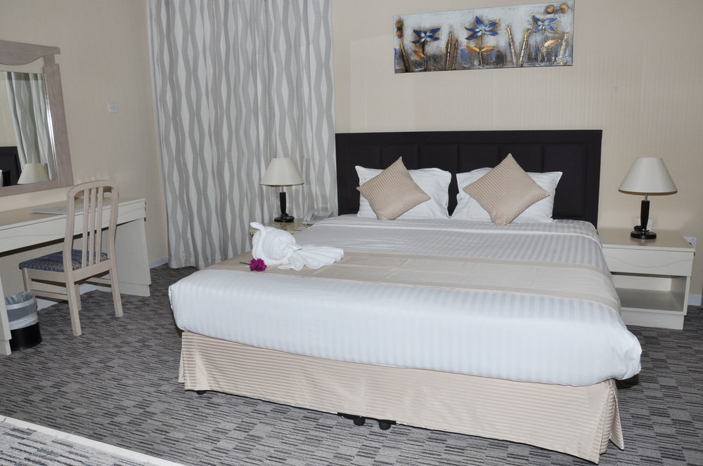 دبي Wescott Pearl Hotel Apartments المظهر الخارجي الصورة