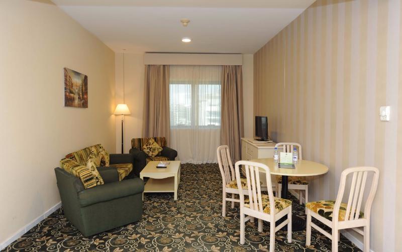 دبي Wescott Pearl Hotel Apartments المظهر الخارجي الصورة